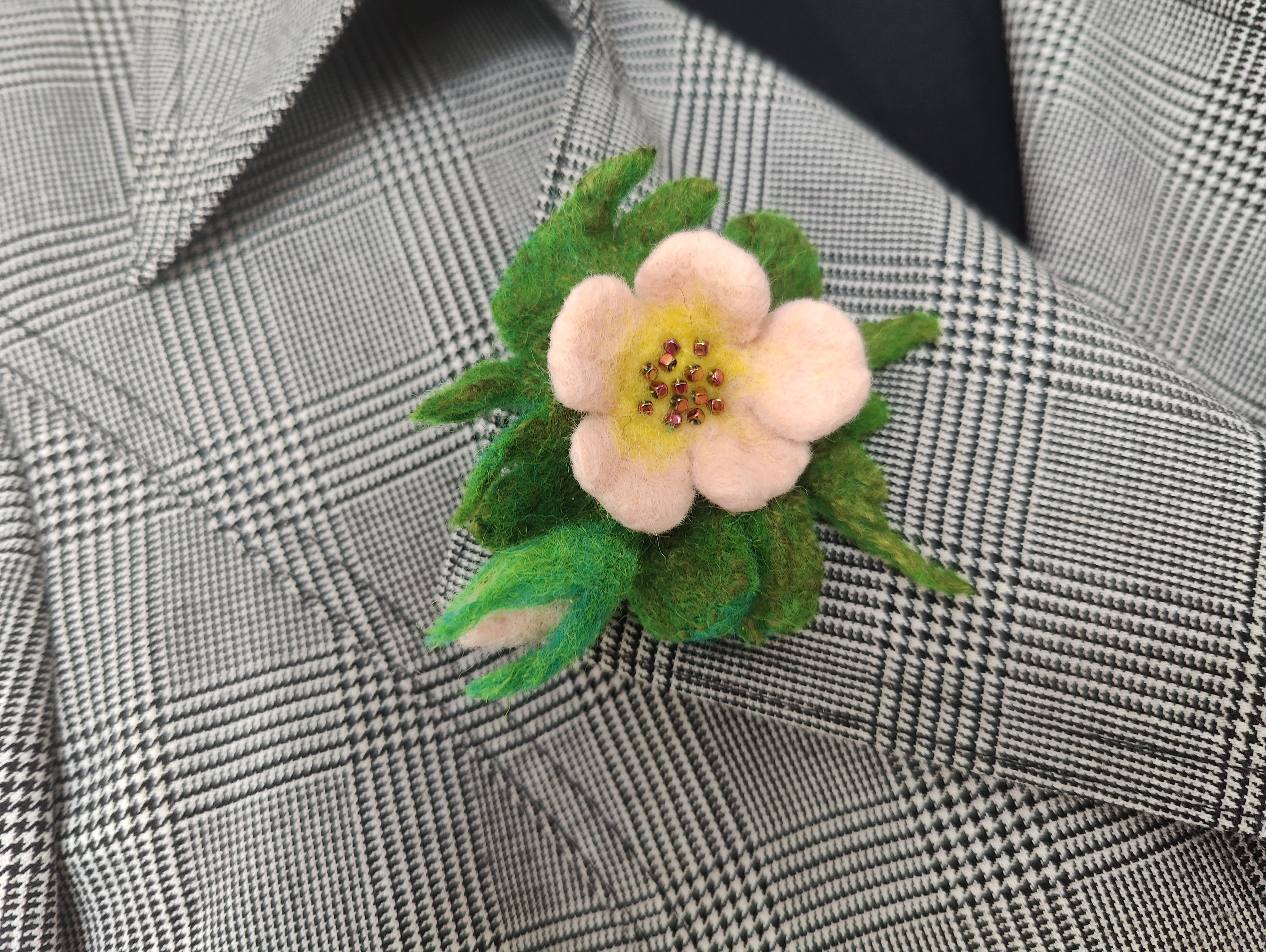 Брошка "Цвят" – main image