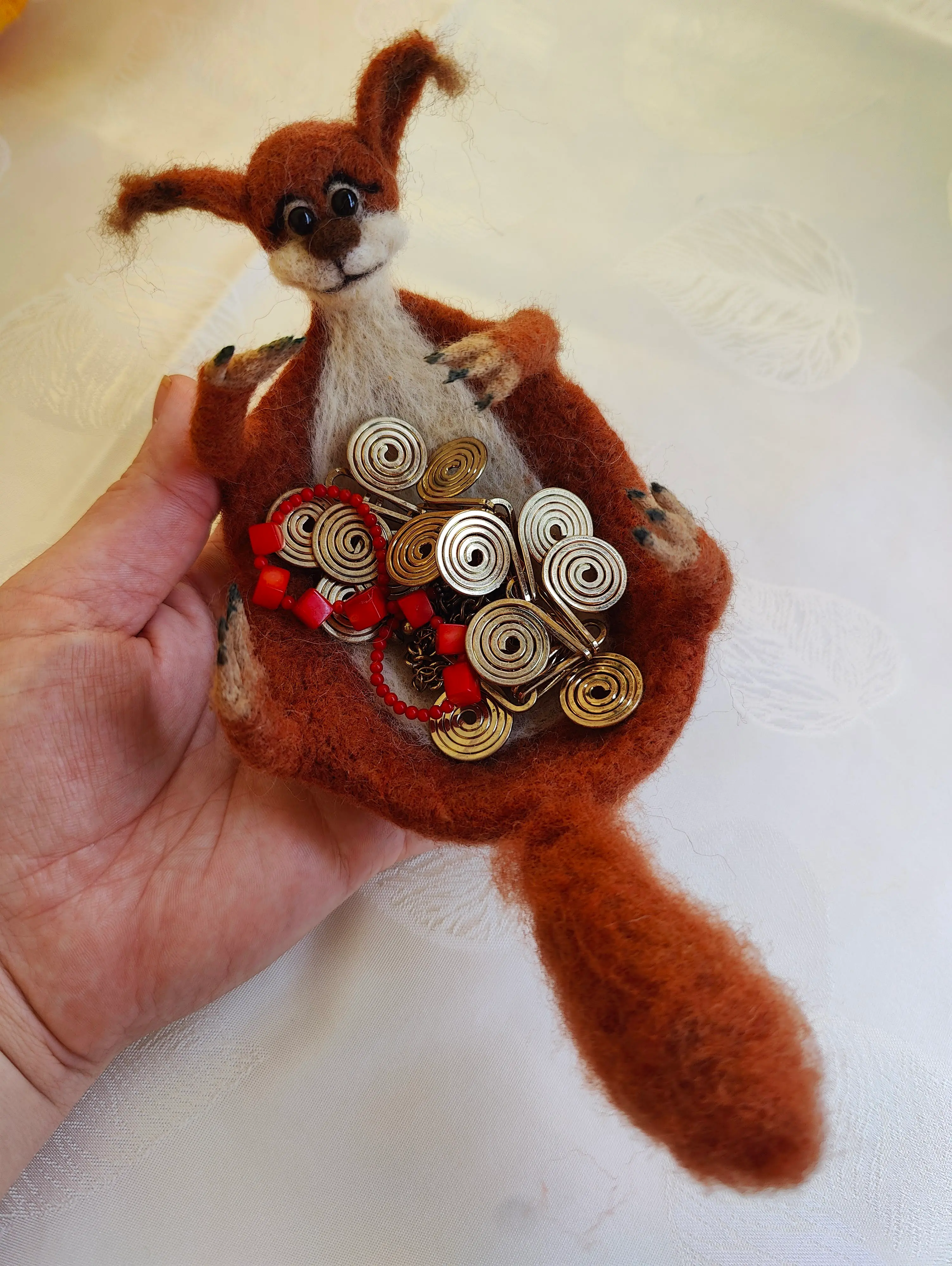 Катеричка „Събирач на съкровища“ – thumbnail 3