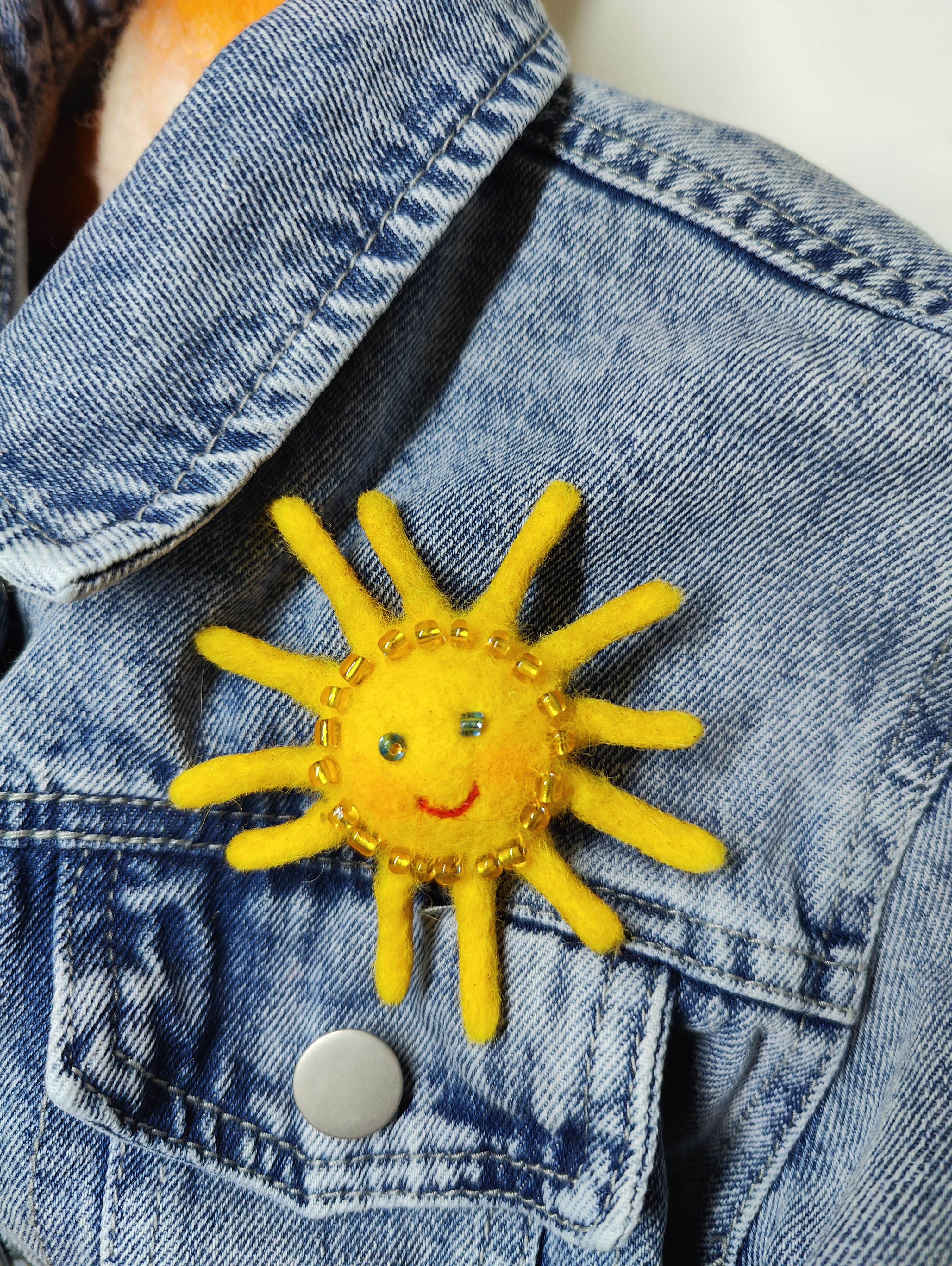 Брошка "Слънце"